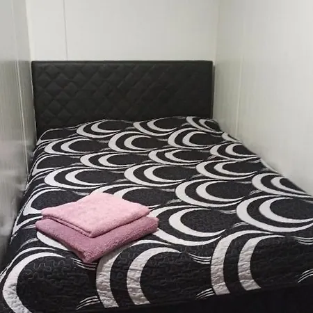 Bed & Breakfast Modul Warsaw